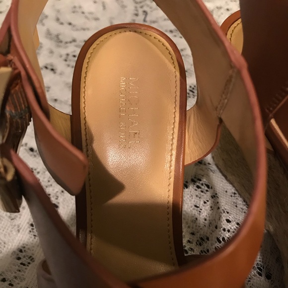 Michael Kors Wedges - Picture 1 of 3